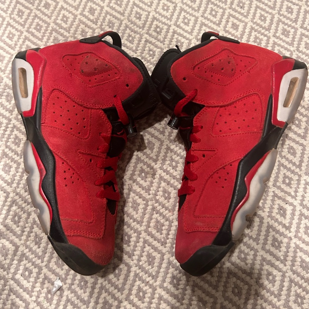 Nike Jordan 6 Retro Toro Bravo Grade School size 4.5Y